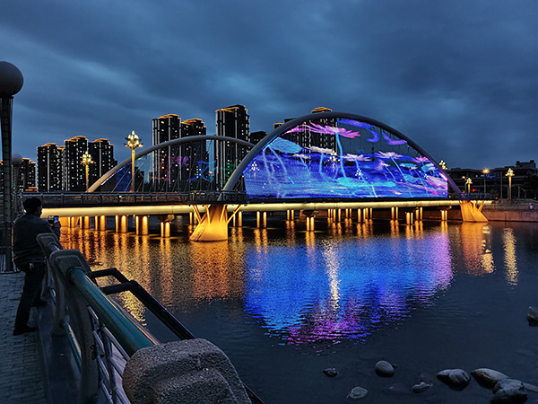 1742970194152440.jpg 乌什河道亮化.jpg