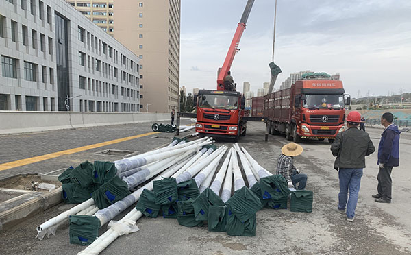 乌什太阳能路灯在严寒地区的应用与耐寒配置 乌什太阳能路灯在严寒地区的应用与耐寒配置