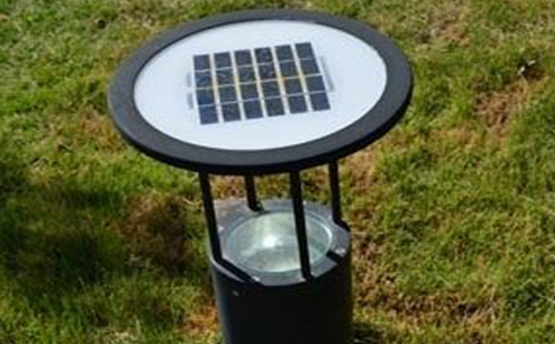 别墅庭院氛围营造：乌什草坪灯选型与布光技巧